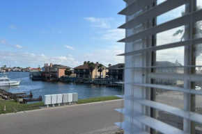 Waterview Townhouse 4-Bedrooms